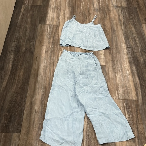 ATHLETA CALM COOL BLUE SATIN PAJAMA PANTS & TANK XS - Picture 3 of 6